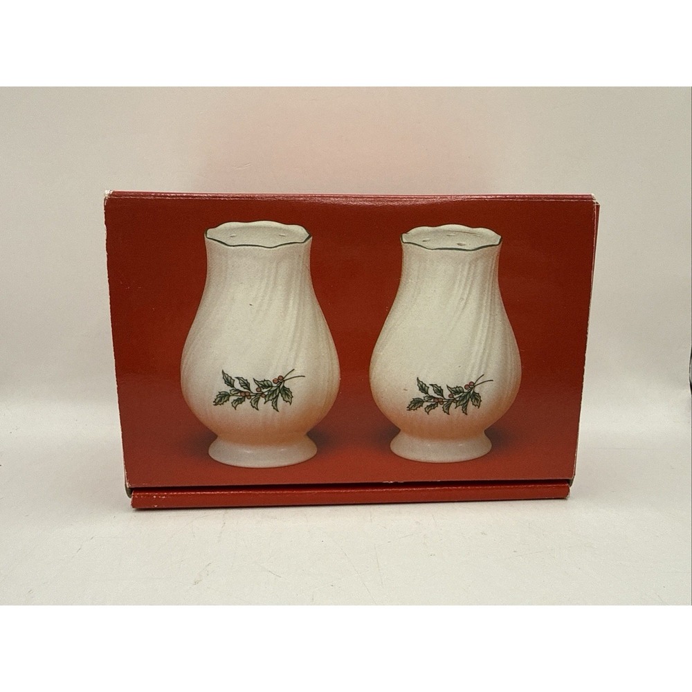 Happy Holidays NIKKO Salt & Pepper Shakers Swirl Holly Berries Christmas BN!!
